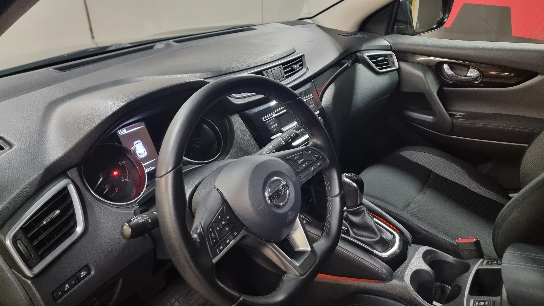 Nissan Qashqai photo